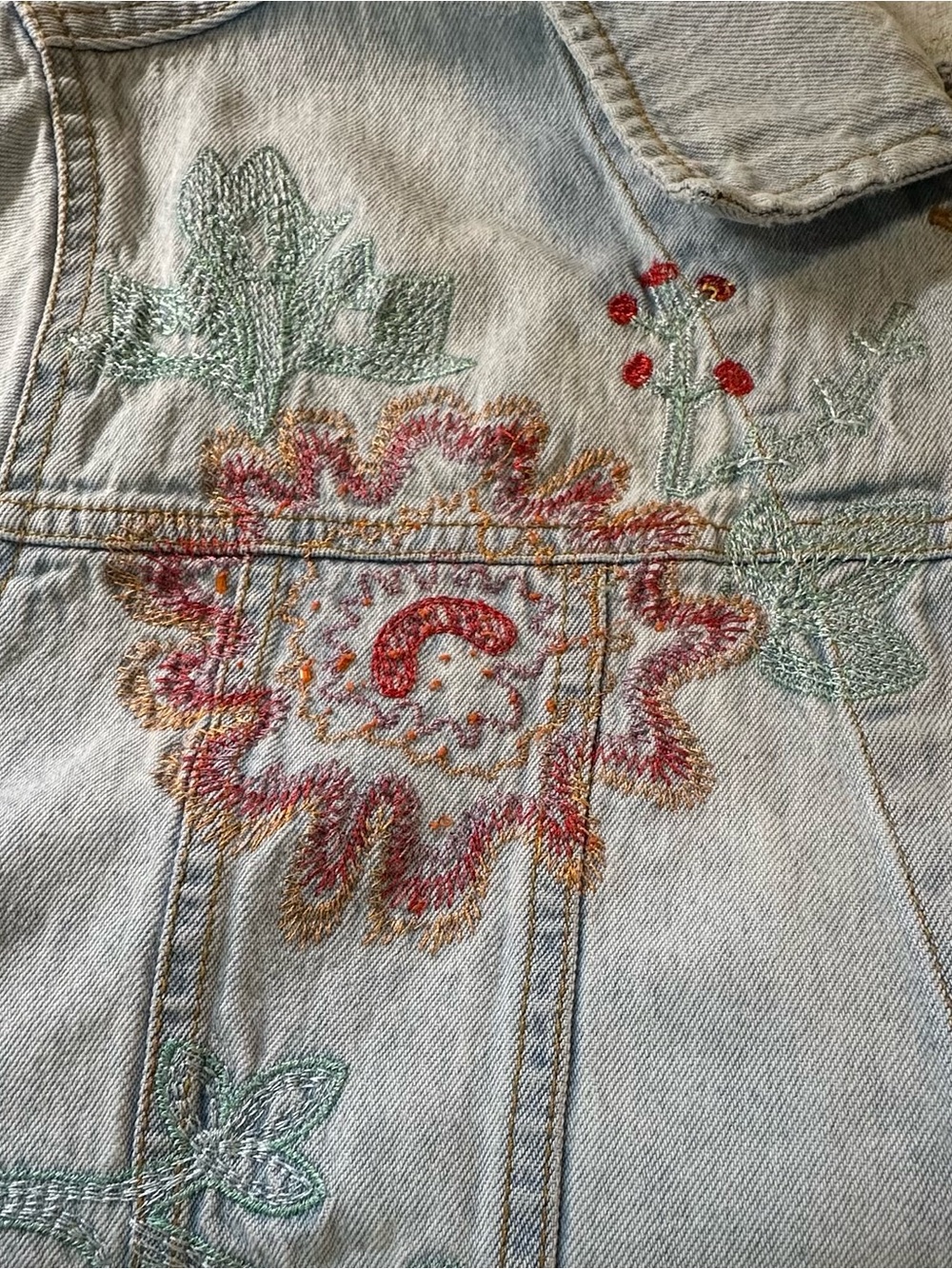 White Stag Light Blue Denim Jacket with Multicolor Floral Embroidery. - Picture 10 of 15
